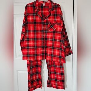 Wondershop at Target NWT Women's Flannel Pajamas XXL Plaid Red/Black Christmas‎